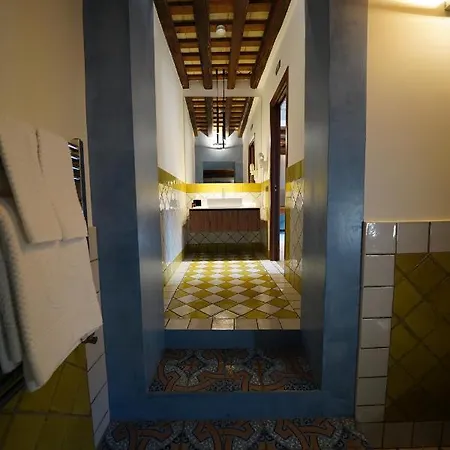 卡门酒店 马尔萨拉